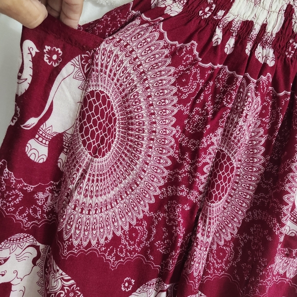 Like new, comfy, baggy, Rayon pants. Xs - Picture 3 of 8